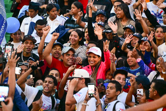Candidata Yulisbeth García resaltó rol de la juventud en el desarrollo de Bolívar