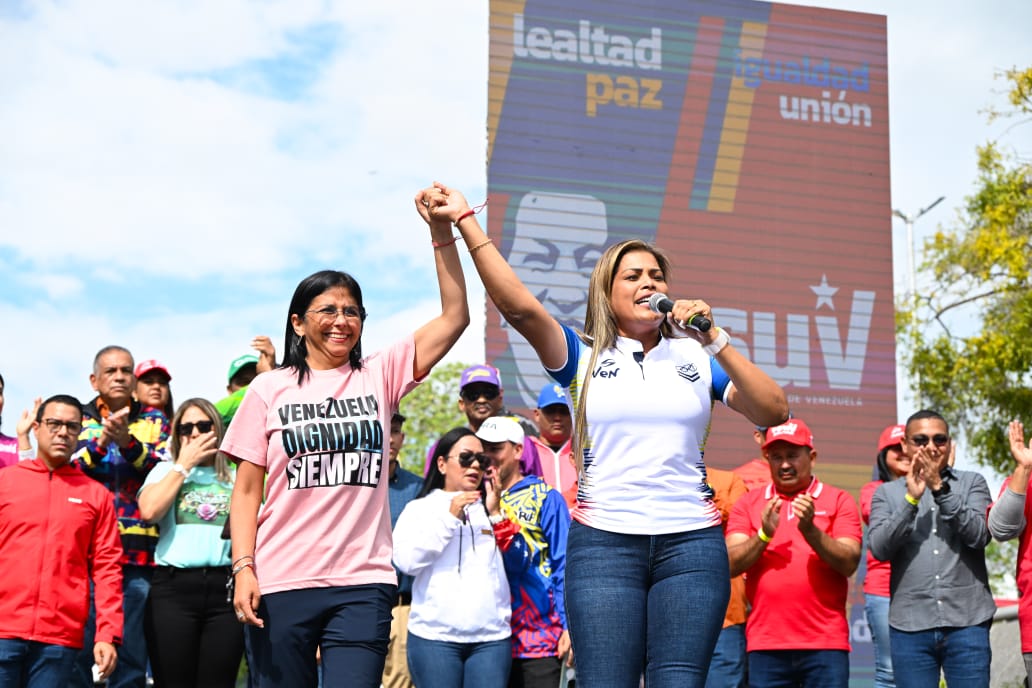 Vicepresidenta Ejecutiva, Delcy Rodríguez, presentó a la candidata del Gran Polo Patriótico para la Gobernación del estado Bolívar, Yulisbeth García