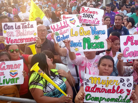 Piarenses recibieron con alegría y amor  a Yulisbeth García
