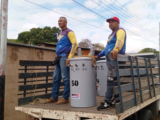 Inició instalación de 10 transformadores en comunidades del municipio Independencia