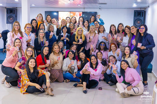 La Escuela Mujer Auténtica Presenta su 1ra Edición del Año: Tu Estilo, Tus Reglas, más allá de las tendencias.