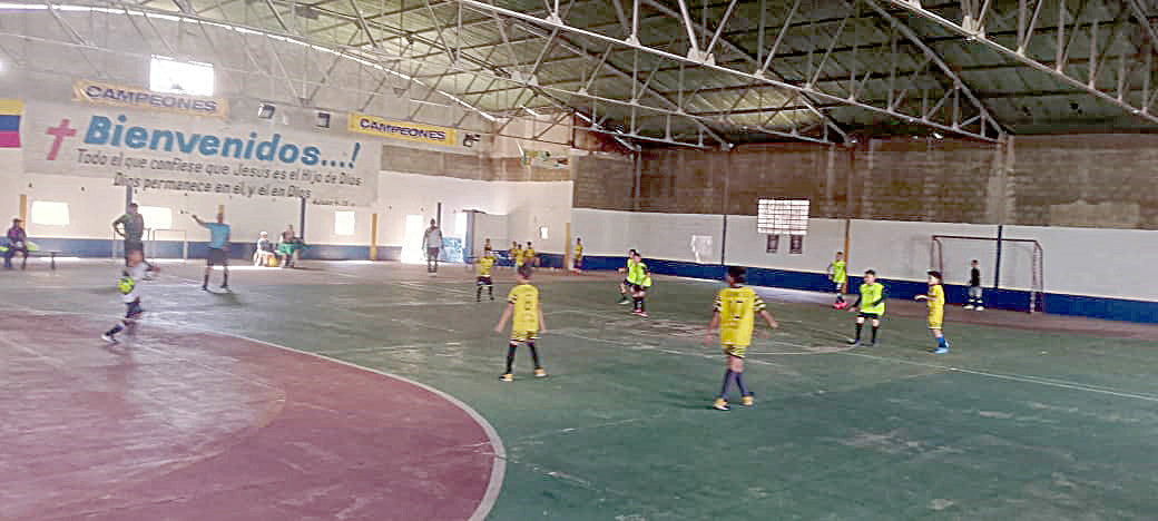 Imponente la 3ra jornada del 1er torneo comunal de futsala