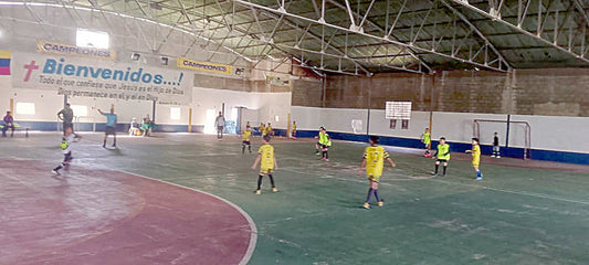 Imponente la 3ra jornada del 1er torneo comunal de futsala