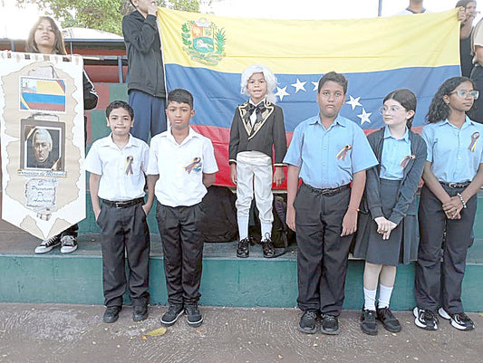 Colegio Huyapari conmemora Natalicio de Francisco de Miranda